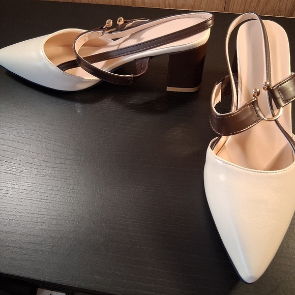 Elegant Cream and Brown Women's Heels - Picture 1 of 3